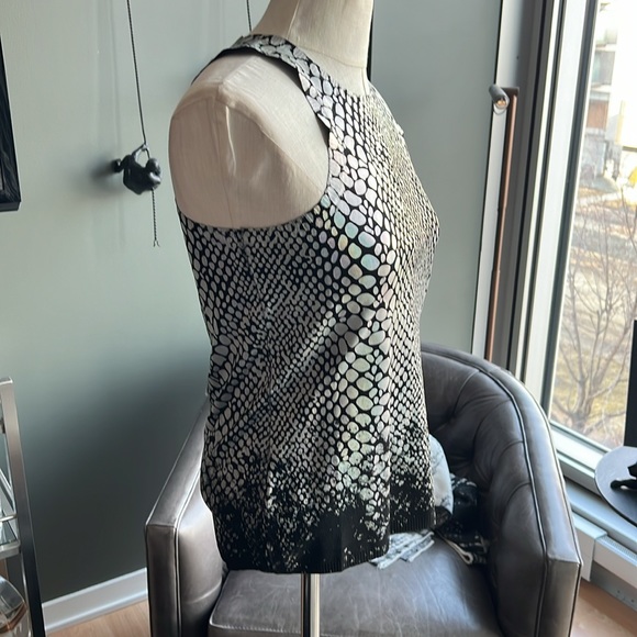 New PRVLG Threads of Privilege Snake Print Tank Size Small - Picture 2 of 7